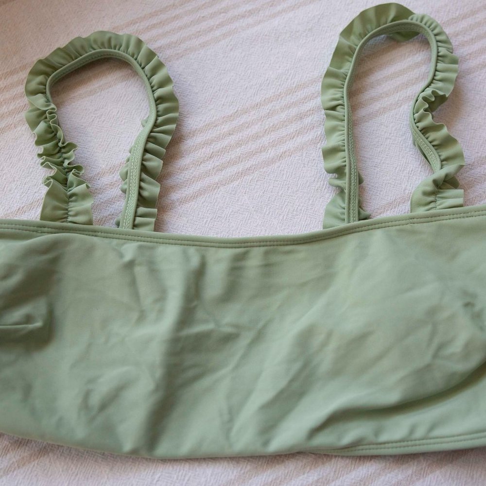 Shein Ruffle Strap Bikini Top Size M